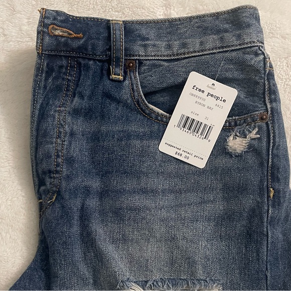 Free People Womens Sz 26 Sofia Short in Washed Denim Sz 26 - Picture 4 of 8